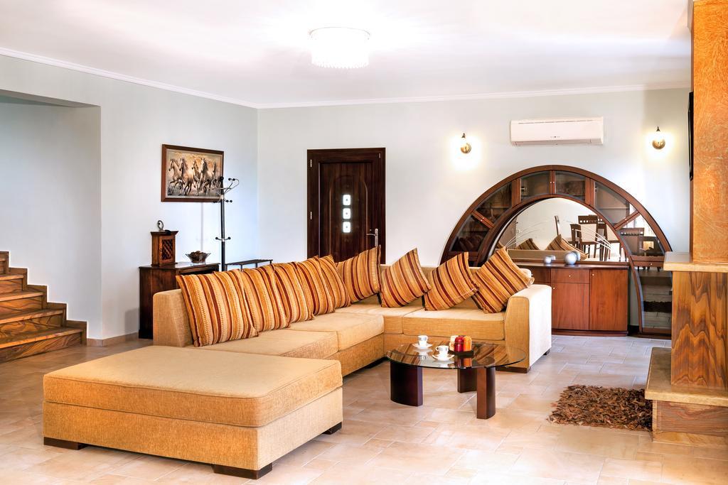 Infinity Villa Kato Pavliana エクステリア 写真