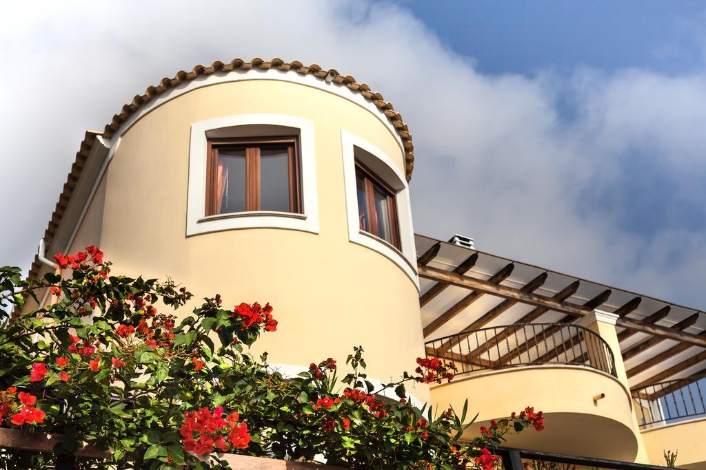 Infinity Villa Kato Pavliana エクステリア 写真