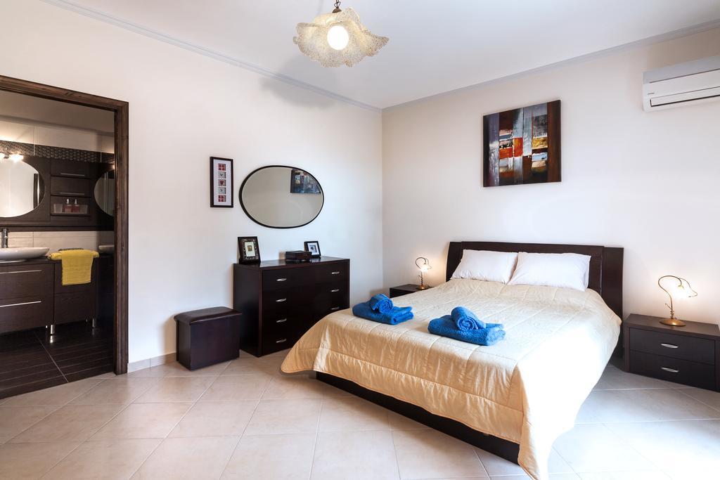 Infinity Villa Kato Pavliana エクステリア 写真